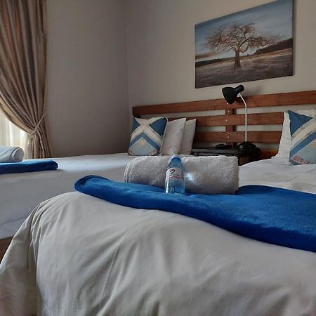 מידלבורג Aero Lodge Guest House מראה חיצוני תמונה