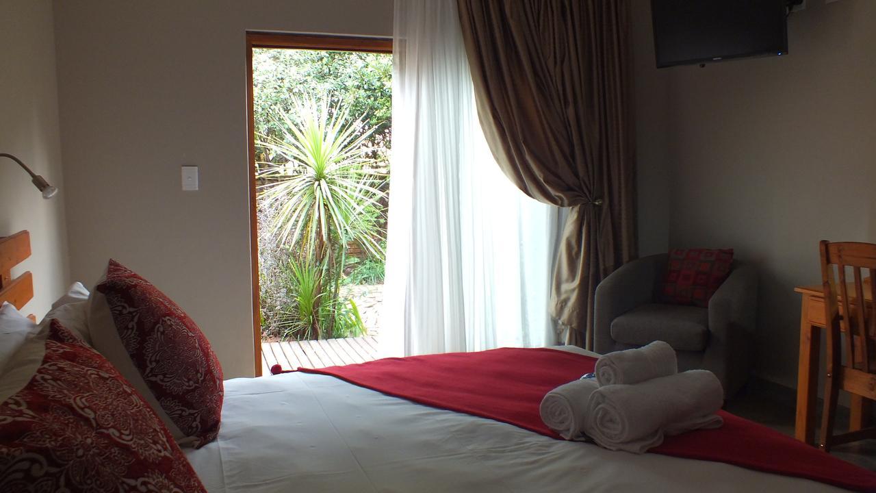 מידלבורג Aero Lodge Guest House מראה חיצוני תמונה